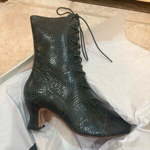 Miss l fire 39 Elegant Green snake Lace-Up victorian Boots